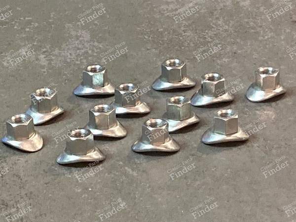 Wheel nuts Renault R8 Gordini, Dauphine, etc. - RENAULT 8 / 10 (R8 / R10) - 3