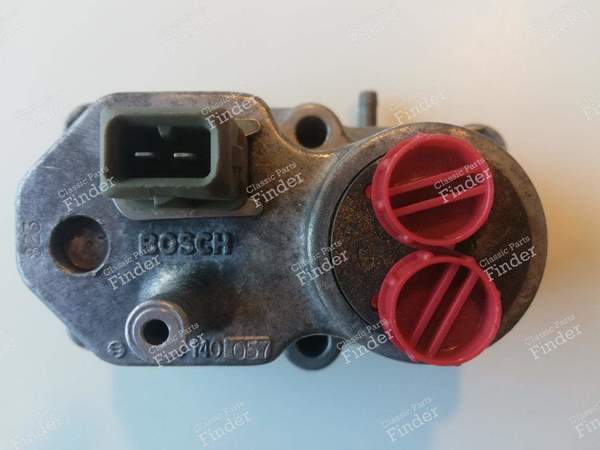 Control pressure regulator (WUR) - M110 motor - MERCEDES BENZ W123 - 0438140057 / 0000701662- 7