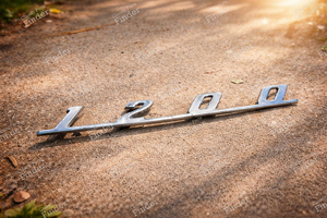 Emblème original Opel "1200 - OPEL Olympia Rekord P (P1)