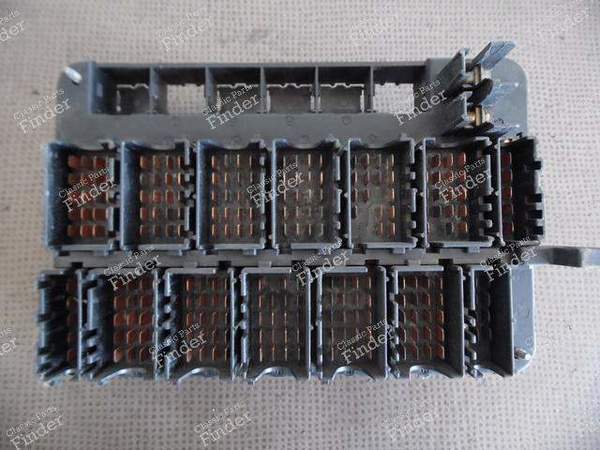 PLATINE PORTE FUSIBLES ET RELAIS - Phase 2 - PORSCHE 944 - 94461011000- 6