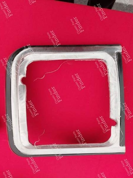 Headlight surround - RENAULT 6 (R6) - 7700636920- 1