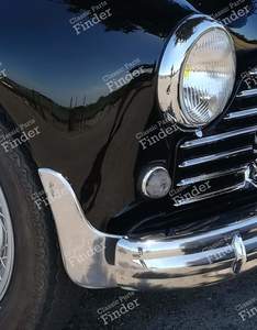 Radzierblenden an den vorderen Kotflügeln - PEUGEOT 203 - 247- thumb-1