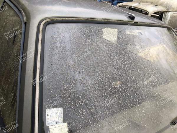 Chrome-plated windshield trim - PEUGEOT 305 - 4
