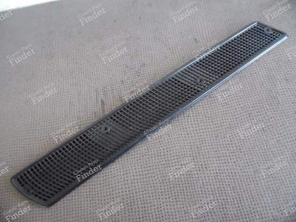 REAR RIGHT FENDER GRILLE RENAULT R5 - RENAULT 5 / 7 (R5 / Siete) - 7700631791- 0