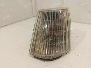 Clignotant avant gauche - RENAULT 9 / Alliance / Broadway / 11 / Encore (R9 / R11)