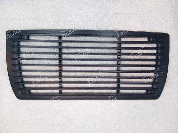 Dash Centre Grille - MERCEDES BENZ /8 (W114 / W115) - 0