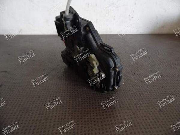 SERRURE DROITE - PORSCHE 911 (996) - 8N1837016 - Equiv. 8N1837016B / 3B1837016L- 8