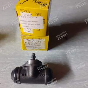 Rear brake cylinder - PEUGEOT 504 - 1046.34- thumb-2