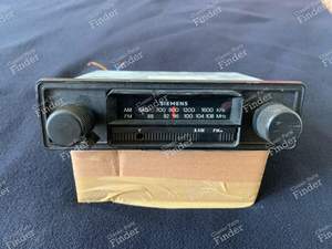 Classic car radio Siemens Type: RA 1006. Used on Opel cars in period 1970-1985 for OPEL Rekord (A & B)