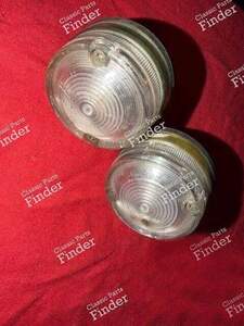 Pair of parking lights / turn signals - RENAULT 8 / 10 (R8 / R10)