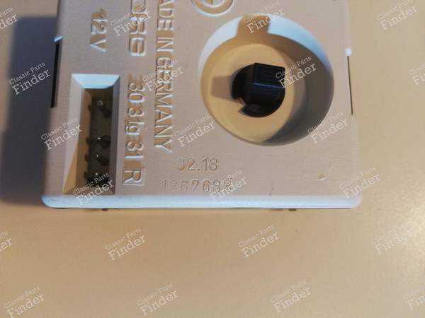 Horloge de bord - BMW 5 (E28) - 2/84/09 / 1367683- 3