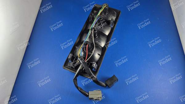 Rücklichthalterungsplatte - PEUGEOT 205 - 72275- 4