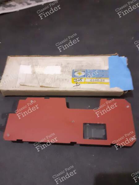 Rechte Rückleuchtenhalterung – Phase 1 - PEUGEOT 305 - 6346.24- 1