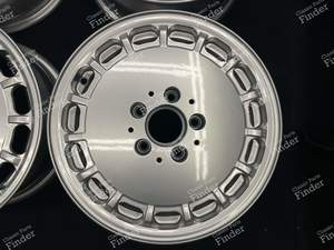 Jantes en alliage 'Sportline Gullideckel' d'origine 7Jx15 ET44 - MERCEDES BENZ 190 (W201) - 2014001302- thumb-4