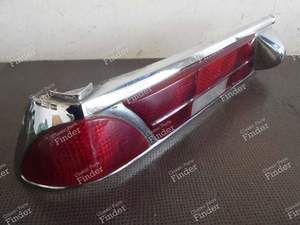 FEU ARRIERE GAUCHE - MERCEDES BENZ W111 / W112 (Heckflosse) - K13325 / A1118200964- thumb-1