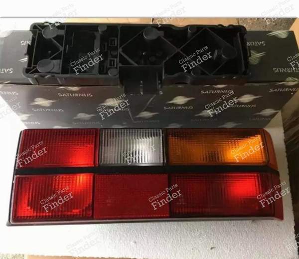 Right rear light MK1 phase 2 - VOLKSWAGEN (VW) Golf I / Rabbit / Cabriolet / Caddy / Jetta - 16587- 0