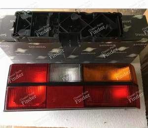 Right rear light MK1 phase 2 - VOLKSWAGEN (VW) Golf I / Rabbit / Cabriolet / Caddy / Jetta - 16587- thumb-0