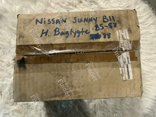 Taillight - Right side - NISSAN Sunny / Sentra / Tsuru (B11) - 26551-23A20- 3