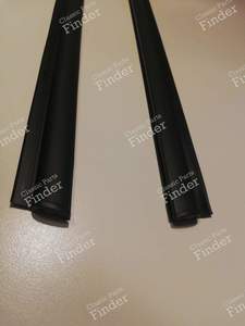 Left and right front lower door trim - BMW 5 (E34) - thumb-5