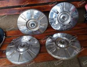 Chromium-plated hubcaps - PEUGEOT 304