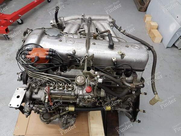 Mercedes Engine M189.988 - MERCEDES BENZ W111 / W112 (Heckflosse) - 0