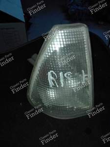 Right front turn signal - RENAULT 18 (R18)