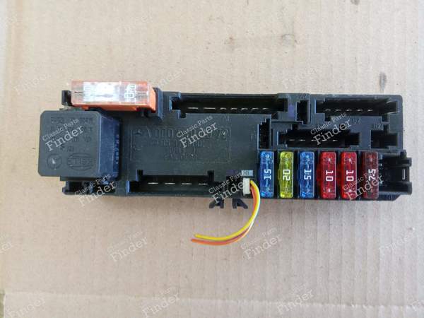 Fuse box - MERCEDES BENZ CLK (W208 / W209) - A0005400072- 0