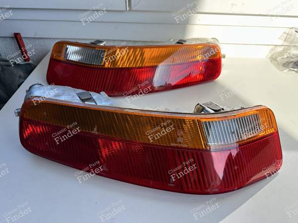 Rückleuchten - PORSCHE 928 - 92863148401 (R) / 92863148300 (L)- 0