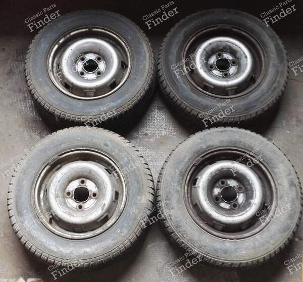 4 jantes en acier - RENAULT 9 / Alliance / Broadway / 11 / Encore (R9 / R11) - 9345- 0
