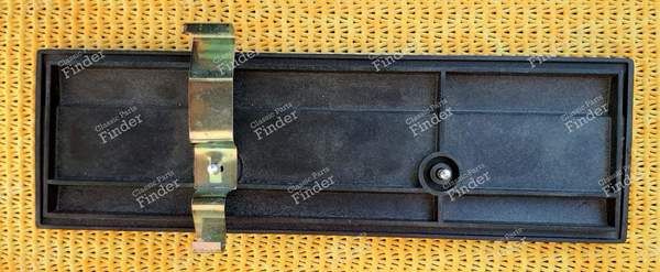 Mercedes W115 W114 cover panel radio opening with type plate - MERCEDES BENZ /8 (W114 / W115) - 1