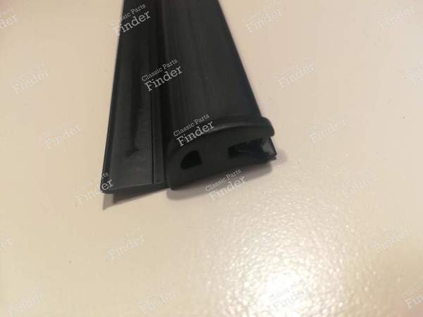 Left and right front lower door trim - BMW 5 (E34) - 8