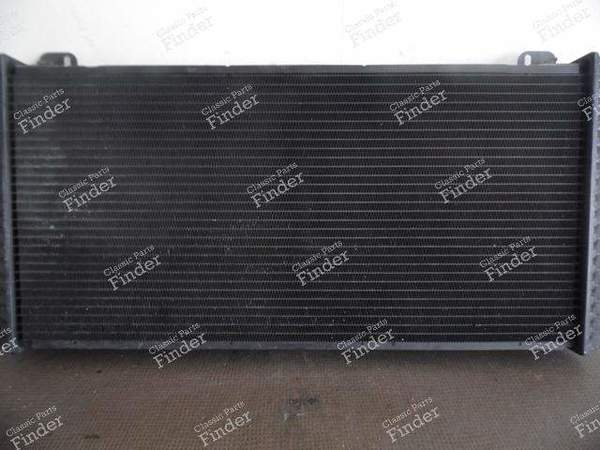 RADIATEUR DE REDFROIDISSEMENT - COSWORTH - FORD Sierra - V90BB8005AB / V86BB8005AB / 1644134- 9