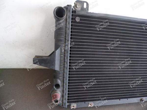 RADIATEUR DE REDFROIDISSEMENT - COSWORTH - FORD Sierra - V90BB8005AB / V86BB8005AB / 1644134- 1