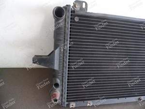RADIATEUR DE REDFROIDISSEMENT - COSWORTH - FORD Sierra - V90BB8005AB / V86BB8005AB / 1644134- thumb-1