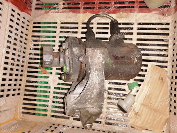 Hydraulic pump with bracket and flector - CITROËN CX - 7552852680 (?)- 0