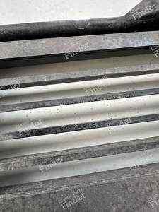 Kühlergrill zwei Scheinwerfer - VOLKSWAGEN (VW) Golf I / Rabbit / Caddy / Jetta - 171853653M- thumb-5