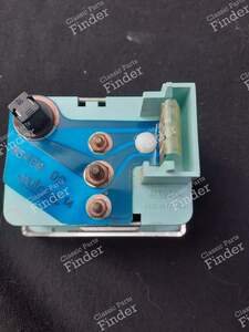 Öldruckmanometer - RENAULT 9 / Alliance / Broadway / 11 / Encore (R9 / R11) - 8349902- thumb-2