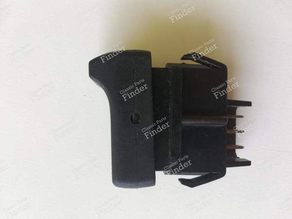 Fog light switch with diode for R4, R5, R14... - RENAULT 4 / 3 / F (R4) - 7701348744 / MP1264 (?)- 1