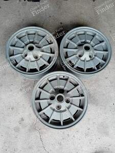3 jantes Cromodora - ALFA ROMEO Giulia - CD22 / 105482801004- thumb-1