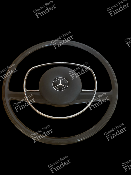 Original-Lenkrad - MERCEDES BENZ /8 (W114 / W115) - 1154640017- 0