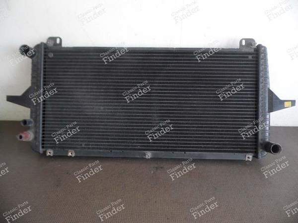 RADIATEUR DE REDFROIDISSEMENT - COSWORTH - FORD Sierra - V90BB8005AB / V86BB8005AB / 1644134- 0