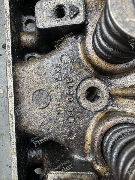 3.5 V8 Engine Cylinder Heads - LAND ROVER Range Rover - 2