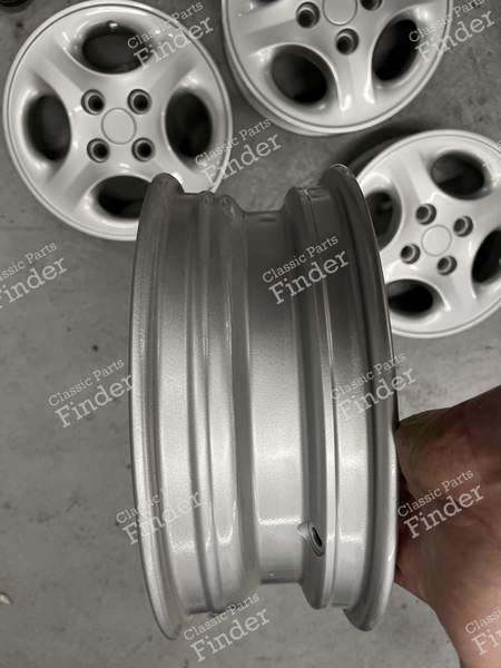 Jantes aluminium 13 pouces - RENAULT Twingo I - 7700422260 / 7701410283- 4