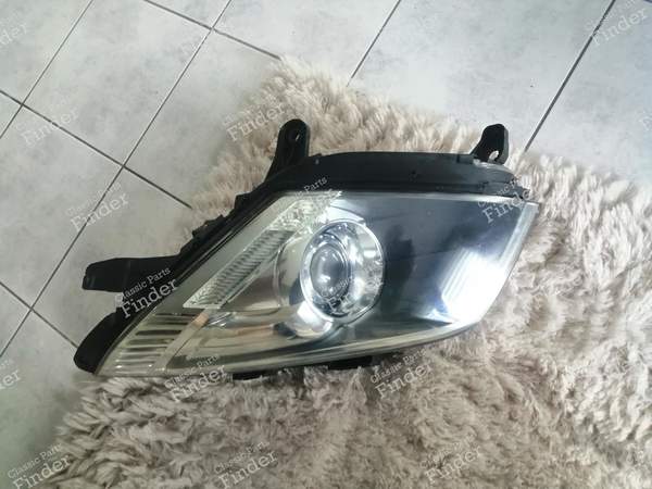 Right front headlight - CITROËN C6 - 9660983180 / 1307329100- 1