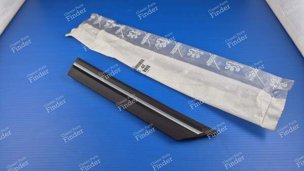 Left front fender trim with chrome trim - PEUGEOT 305 - 786148- 0