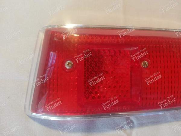 Taillight for Renault 10 First Series - Left - RENAULT 8 / 10 (R8 / R10) - P.K. LMP 3693- 1