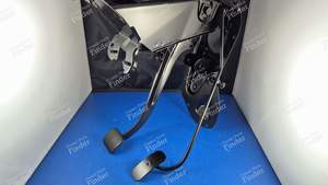 Support de pédalier - PEUGEOT 204