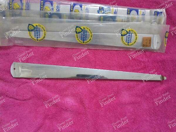 Enjoliveur de montant de porte - PEUGEOT 304 - 934904- 3