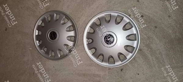 Wheel cover Opel Omega A phase 2 '91-'93 - OPEL Omega / Senator (A) - GM 90373773 / 90373774 / 90445801 / 4-869- 0