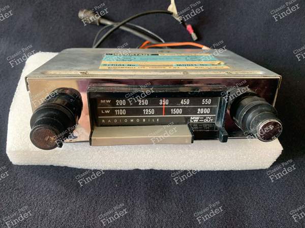 Classic car radio Radiomobile No. 320 produced in 60's in the UK - ROLLS-ROYCE Silver Cloud - 1